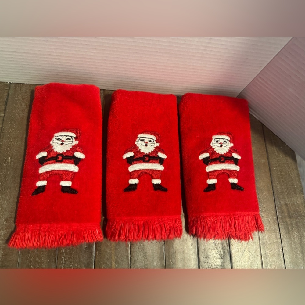 Vintage Santa Claus Red Towel set of 3